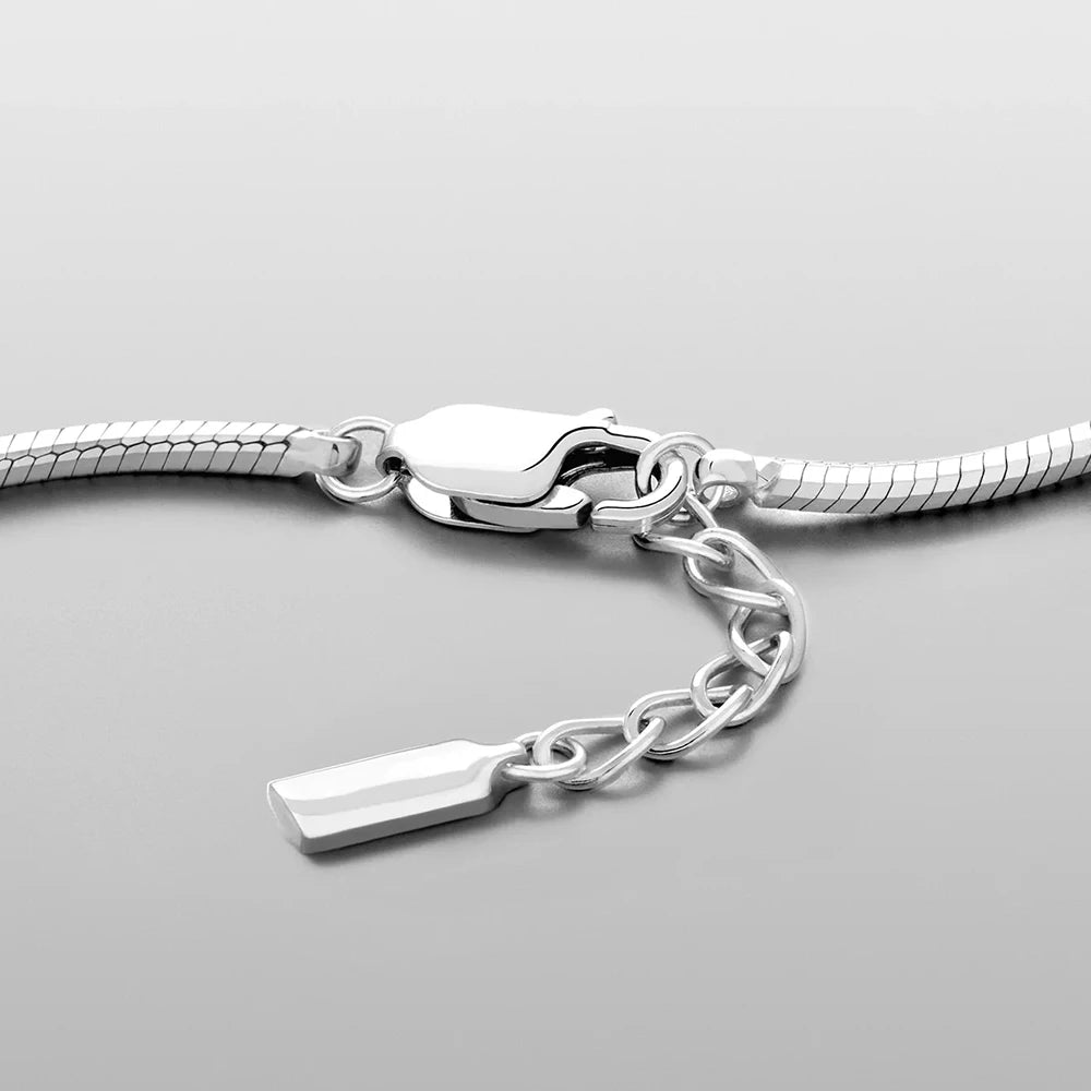 eManco Minimalist Octagonal Silver Chain Bracelet